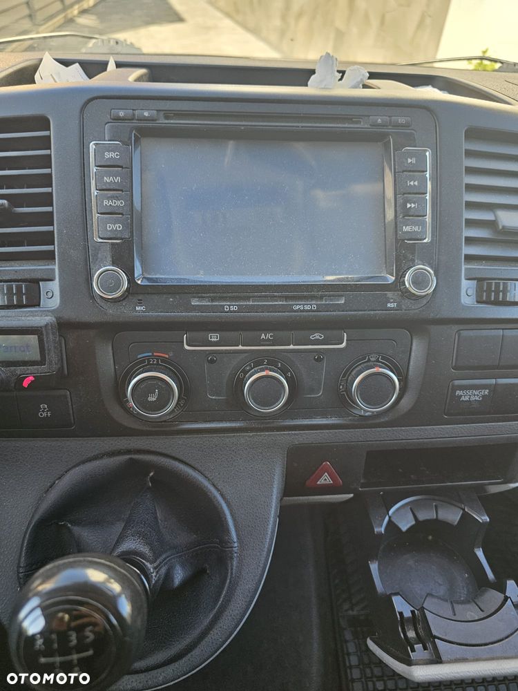 Volkswagen Transporter - 11