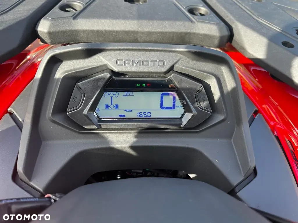 CFMoto CForce - 18