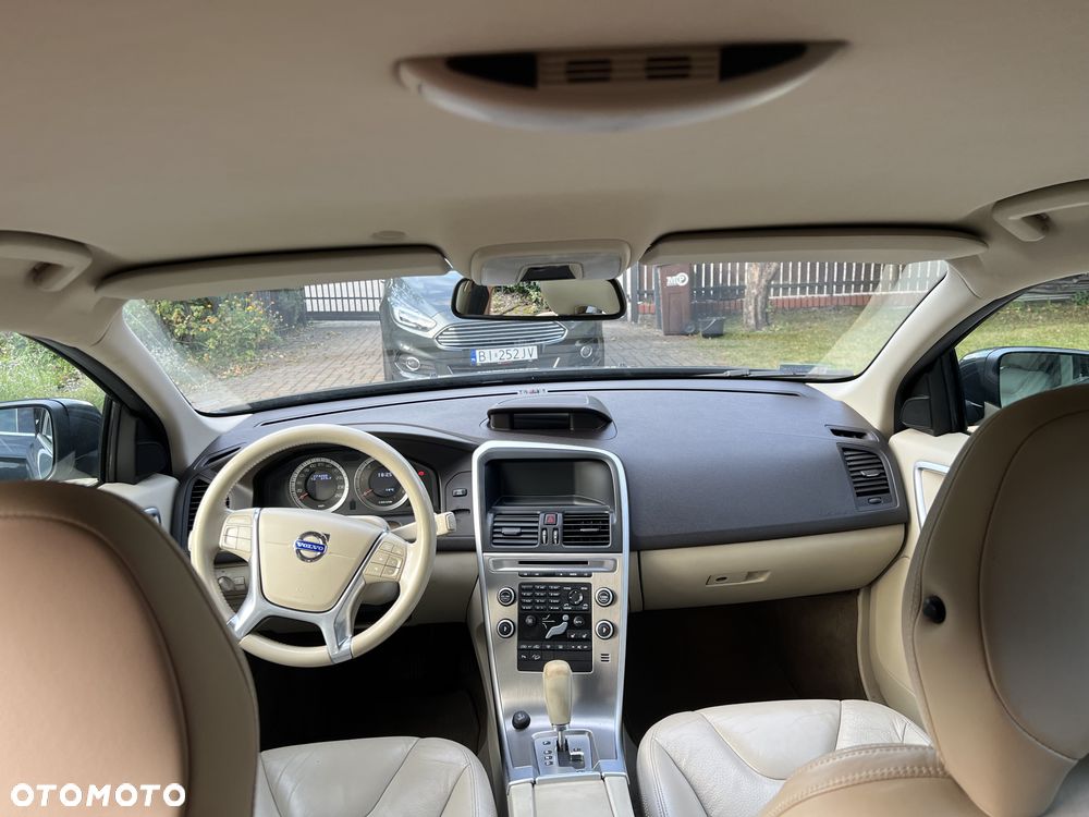 Volvo XC 60 - 6