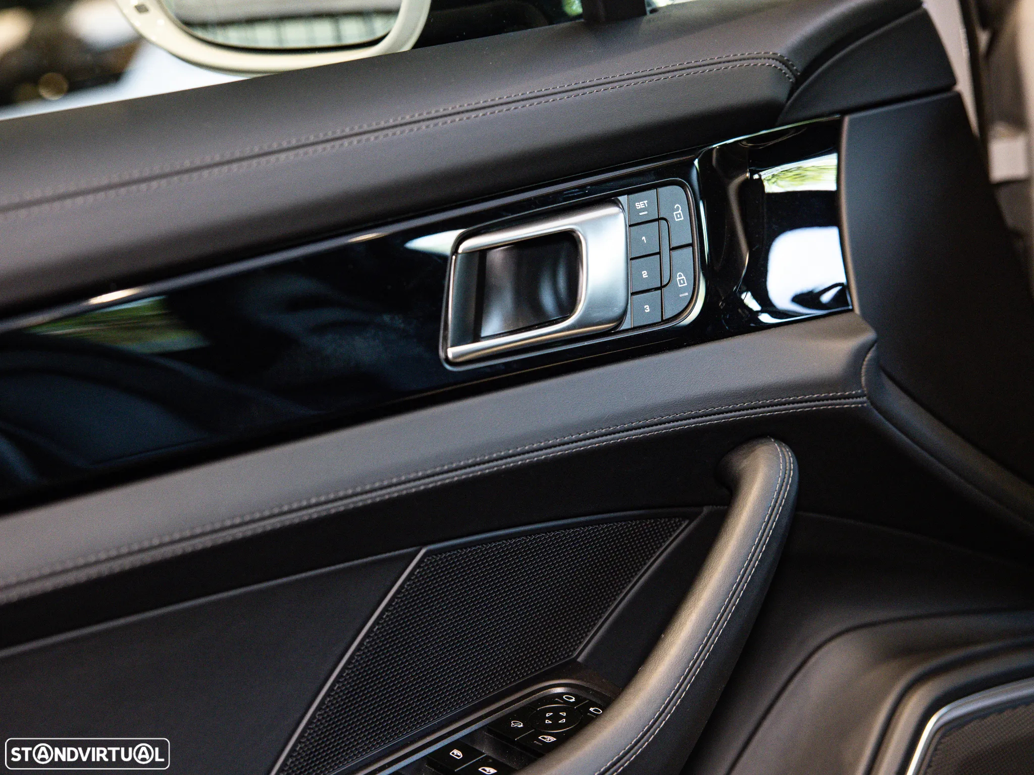 Porsche Panamera Sport Turismo 4S E-Hybrid - 28