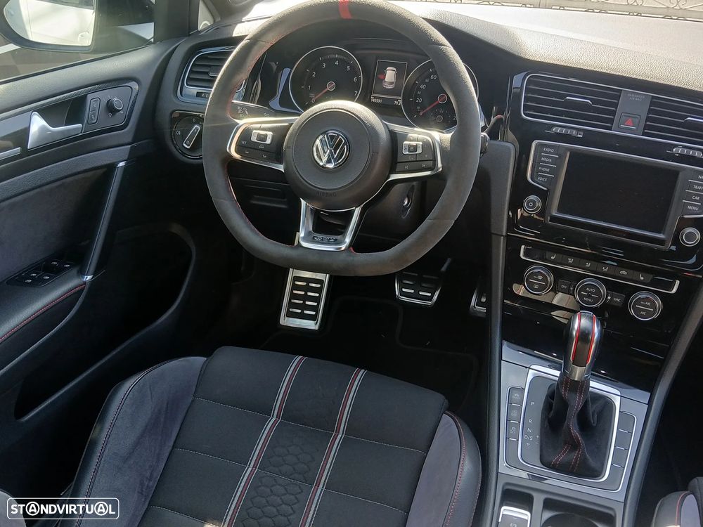 VW Golf GTI Clubsport DSG - 21
