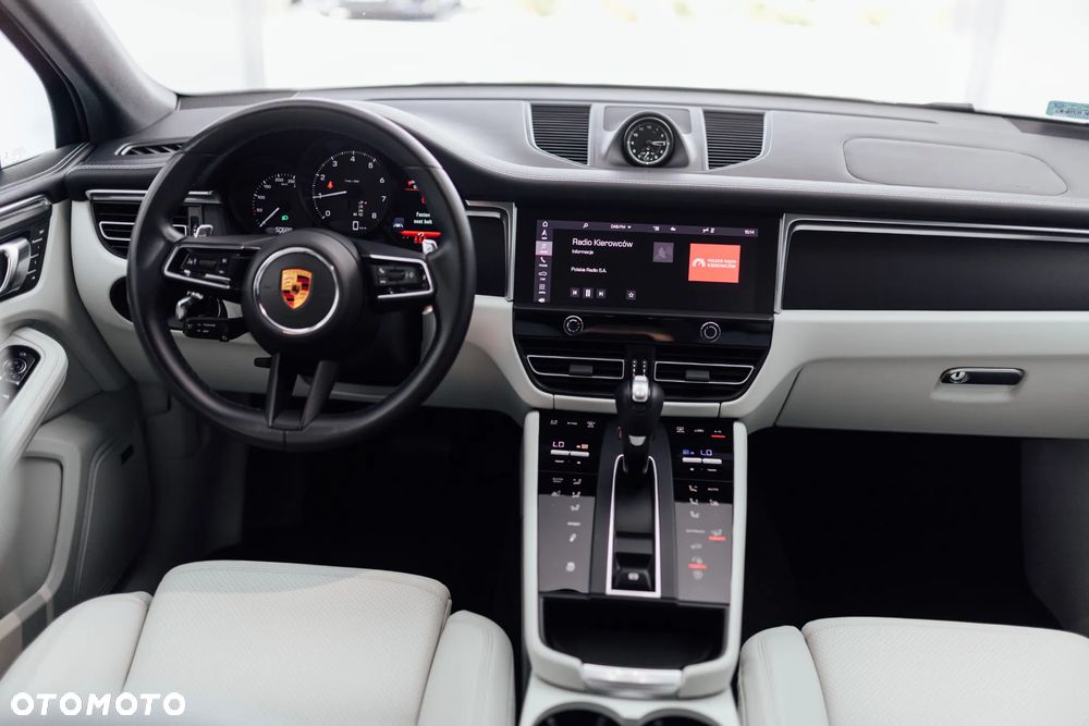 Porsche Macan Standard - 17