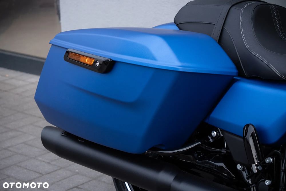 Harley-Davidson Touring Street Glide - 12