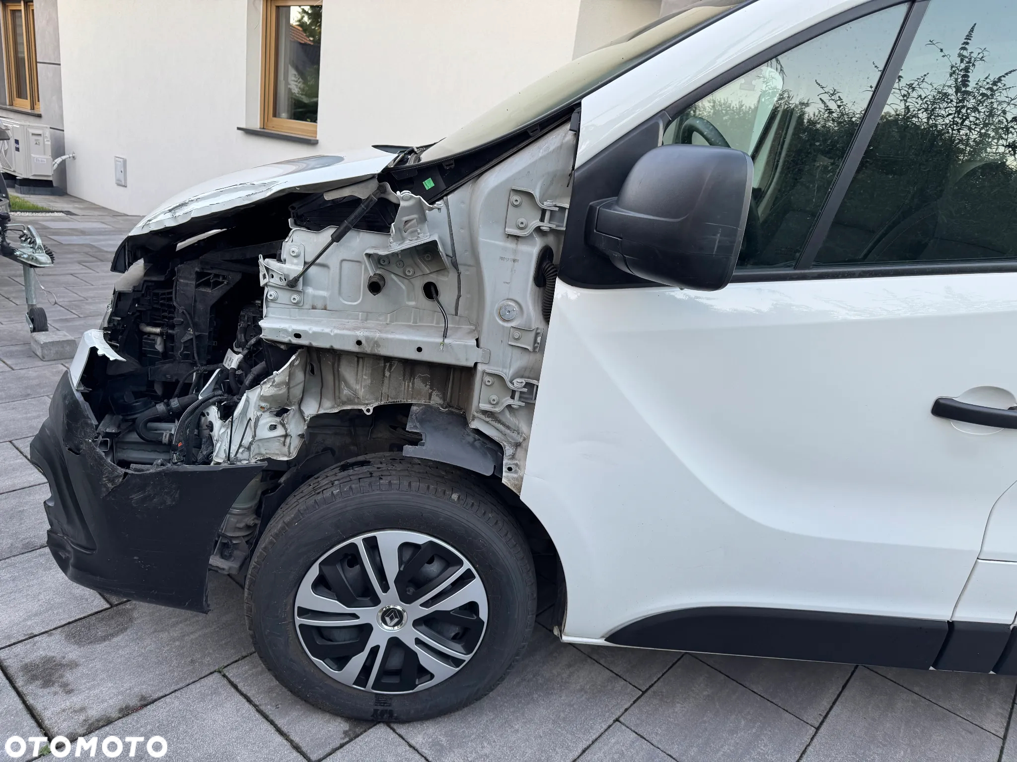 Renault TRAFIC - 10