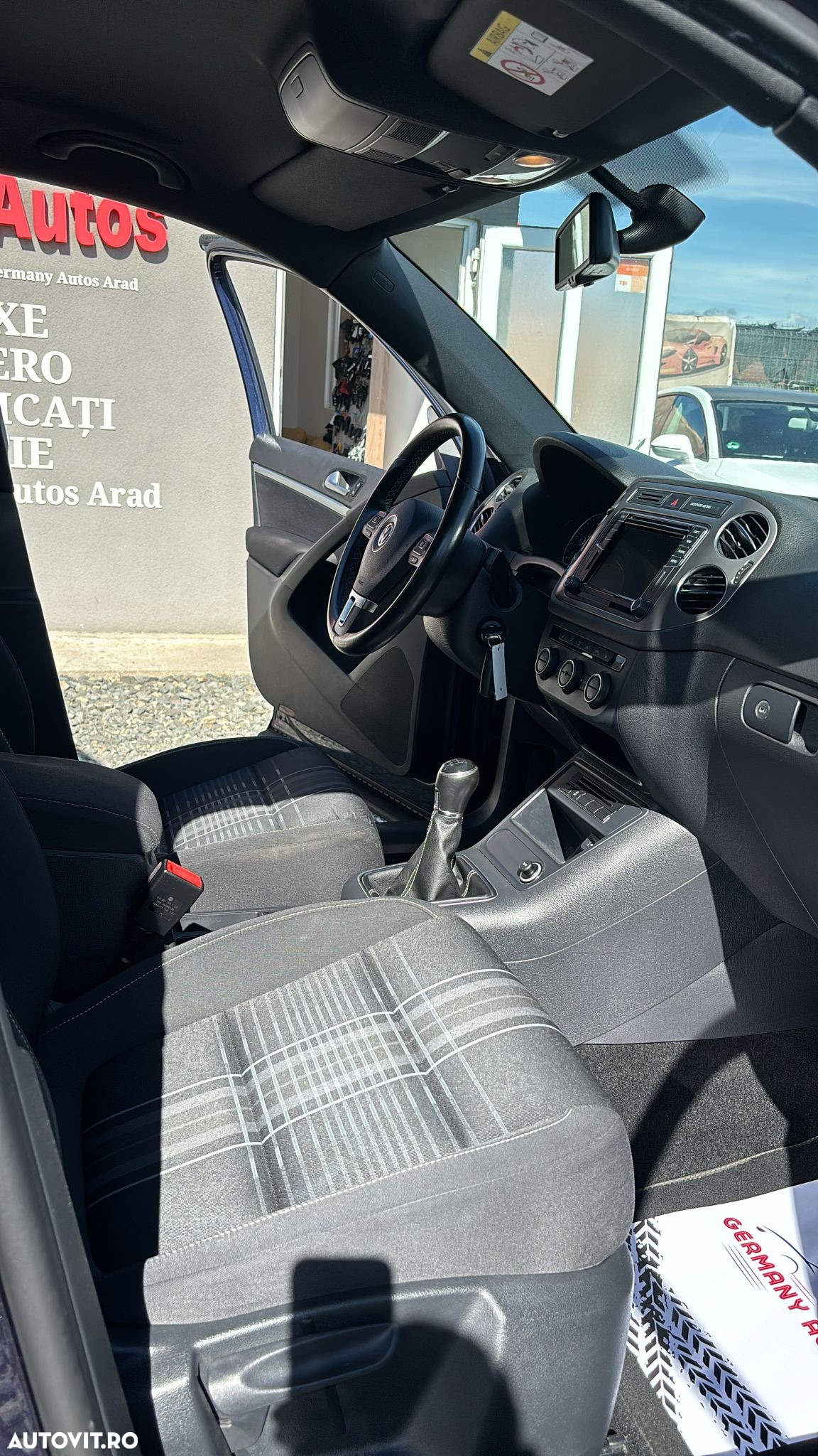 Volkswagen Tiguan 1.4 TSI BlueMotion Technology Lounge Sport & Style - 7