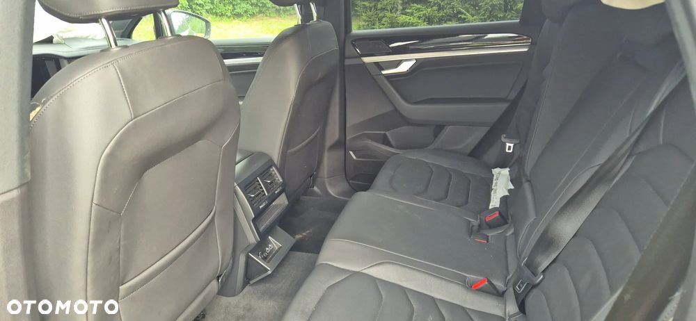 Volkswagen Touareg 3.0 V6 TDI 4Motion DPF Automatik - 20