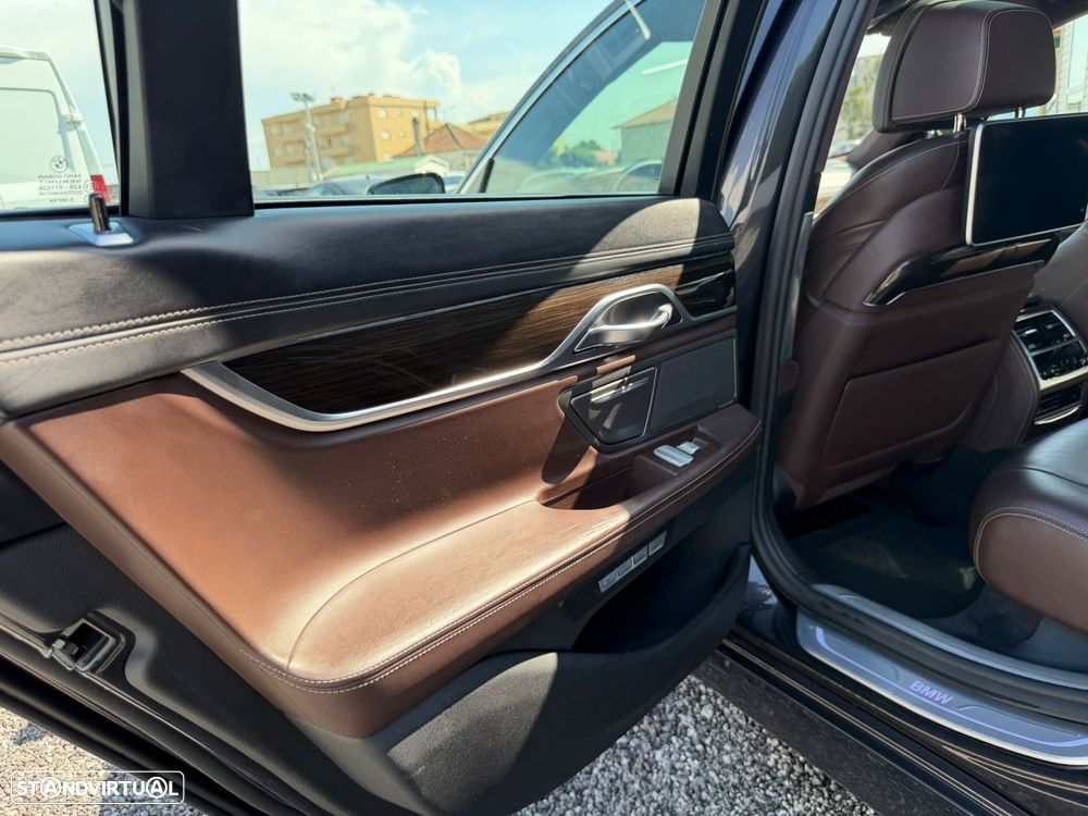 BMW 730 d — fotografia 21