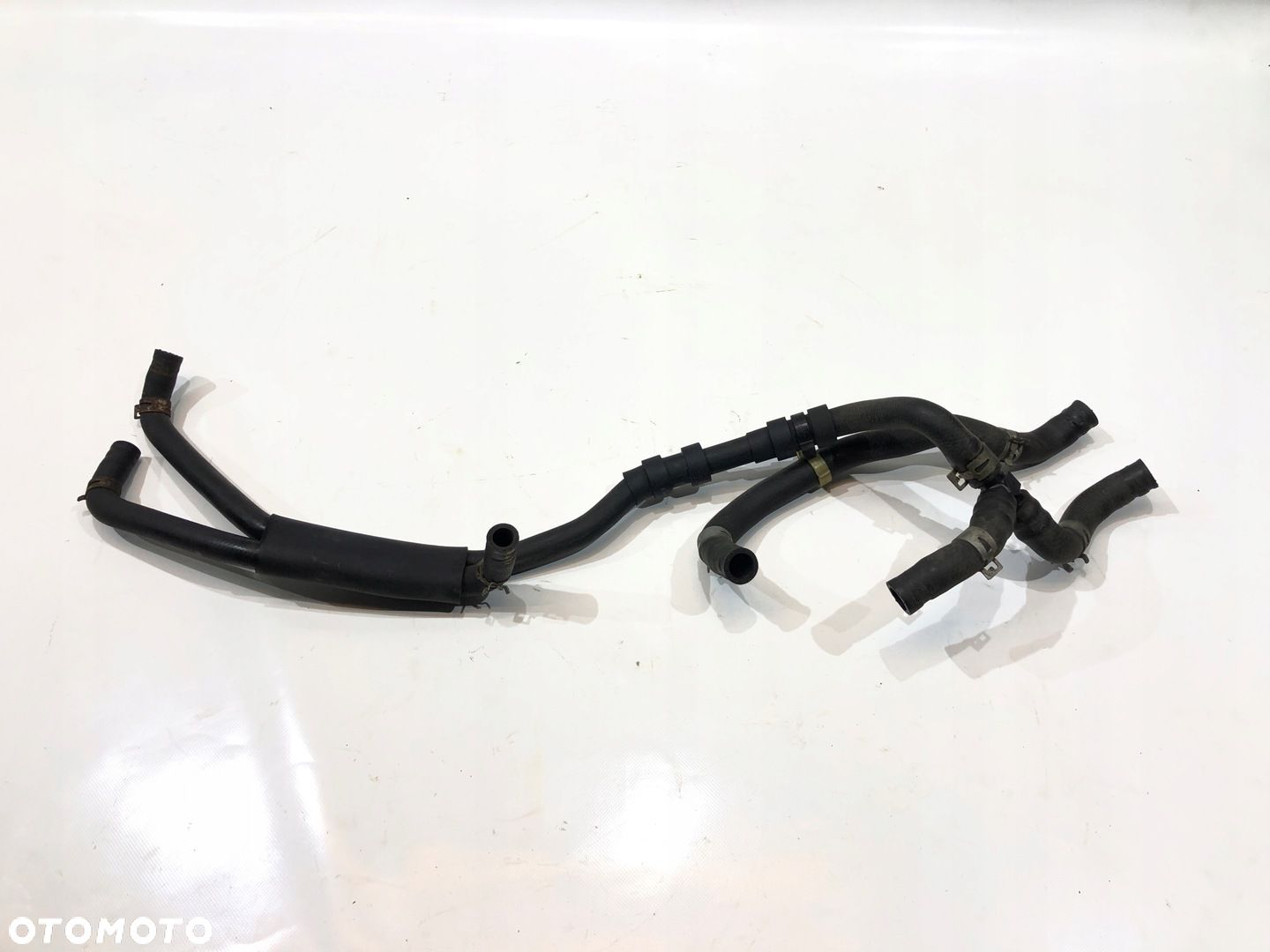 TOYOTA VERSO LIFT WĘŻE PRZEWODY WODY 1.8 2014 - 1