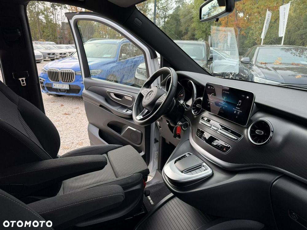 Mercedes-Benz Klasa V 2023