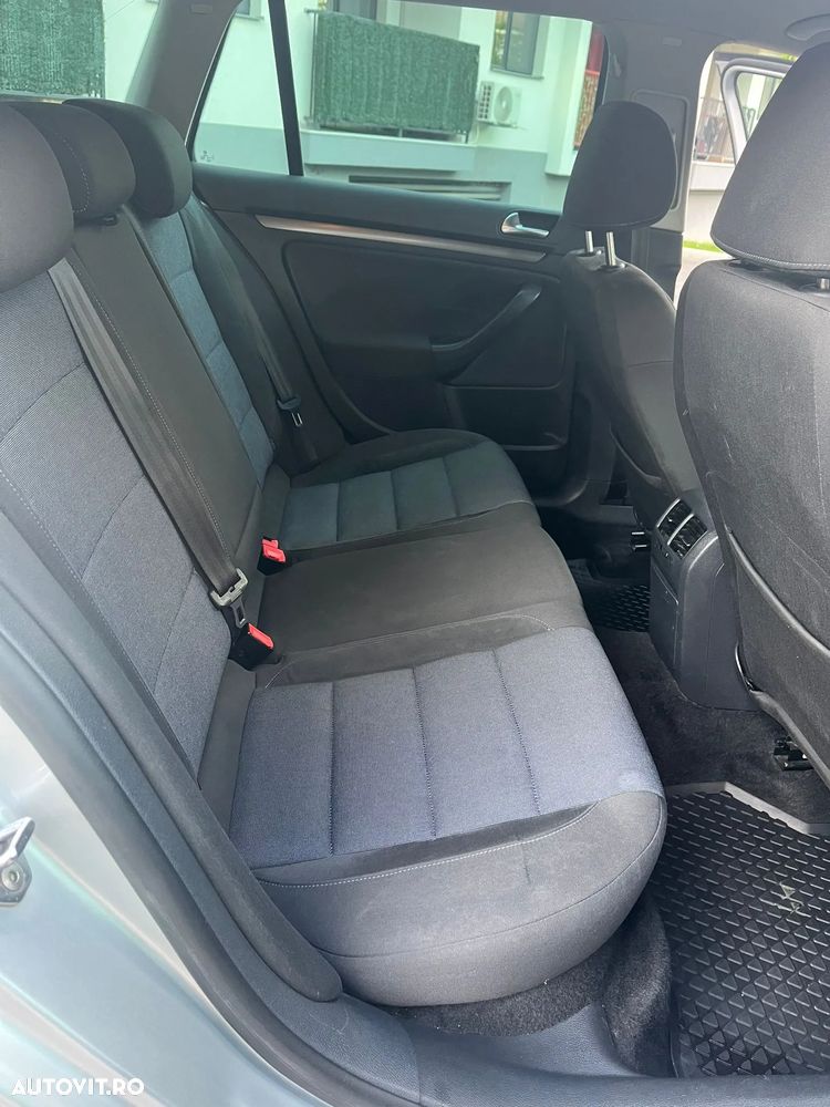 Volkswagen Golf 1.6 TDI DPF Comfortline - 7