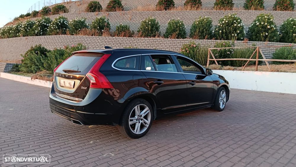 Volvo V60 - 25