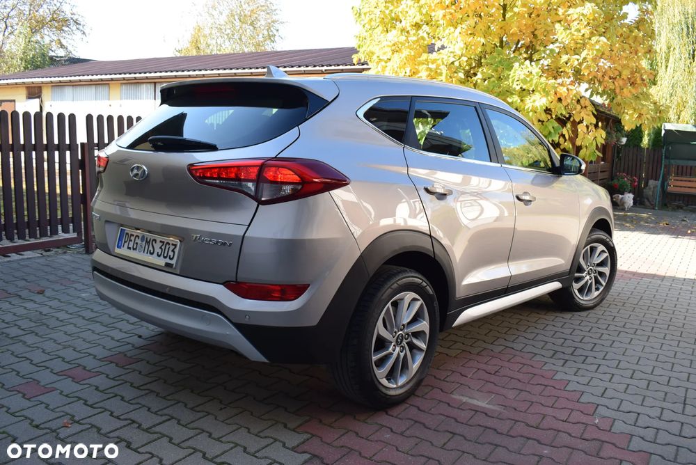 Hyundai Tucson 1.7 CRDI BlueDrive Classic 2WD - 6