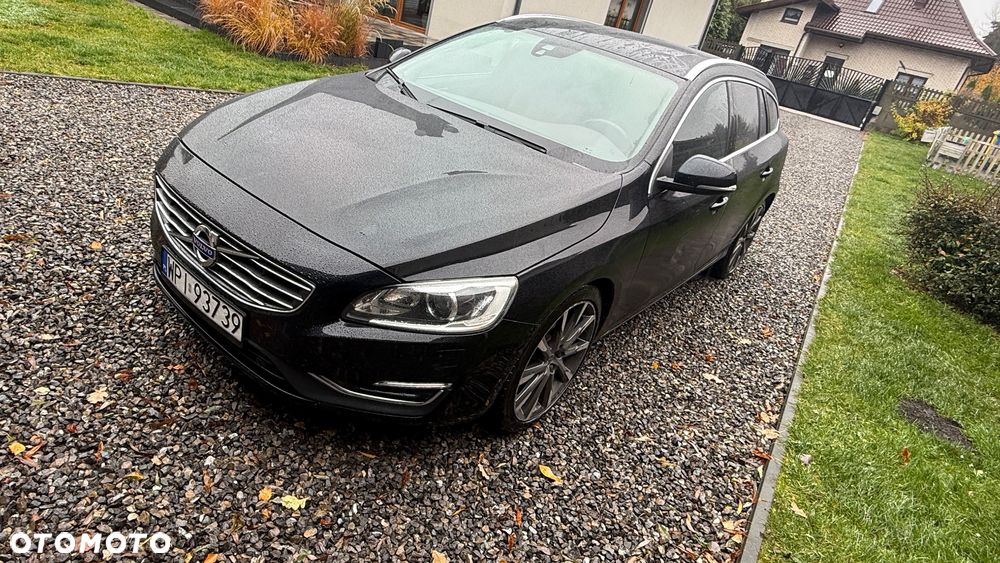 Volvo V60 T5 Drive-E R-Design Momentum - 3