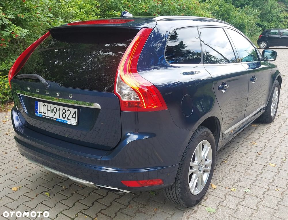 Volvo XC 60 - 4