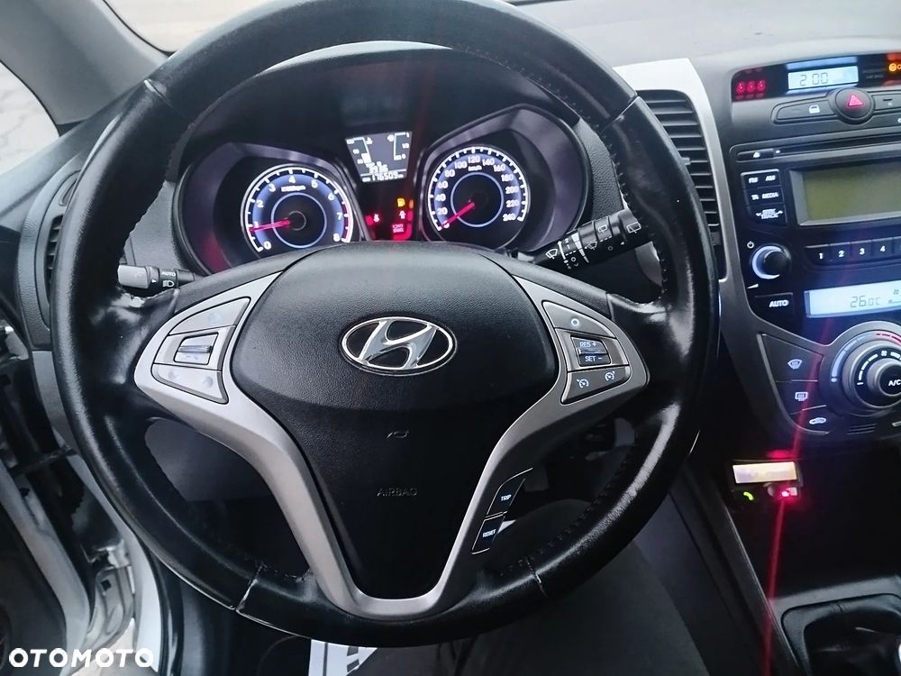 Hyundai ix20 1.4 blue YES Plus - 27