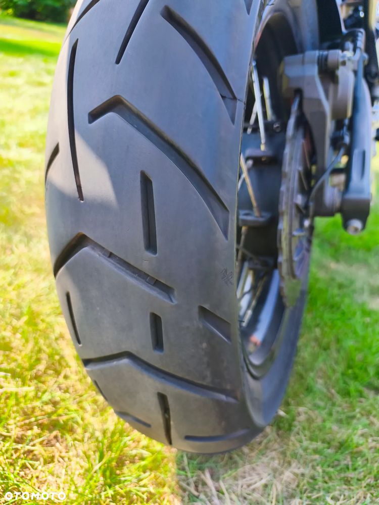 Yamaha Super Tenere - 13