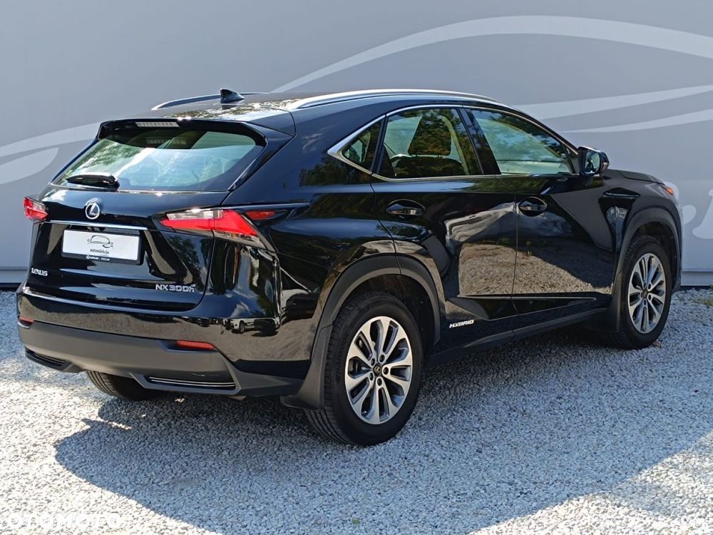 Lexus NX 300h Elite AWD - 19
