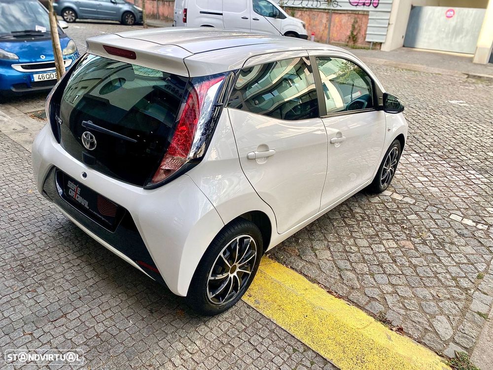 Toyota Aygo 1.0 X-Cite - 7
