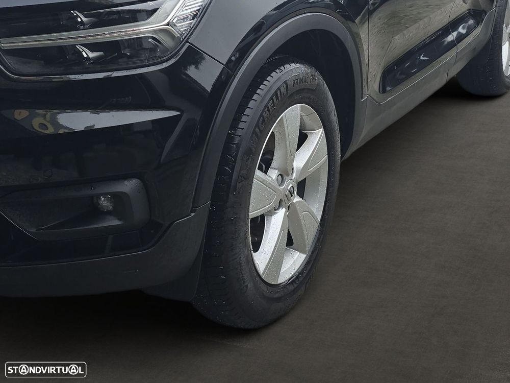 Volvo XC 40 2.0 D3 - 6