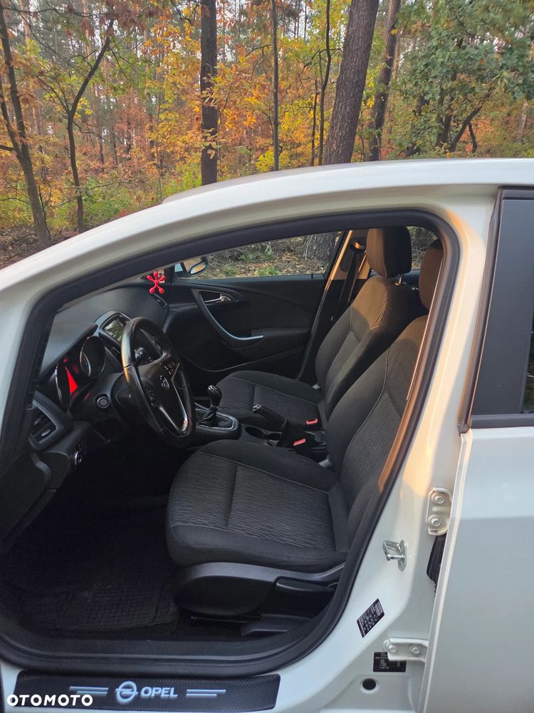 Opel Astra - 14