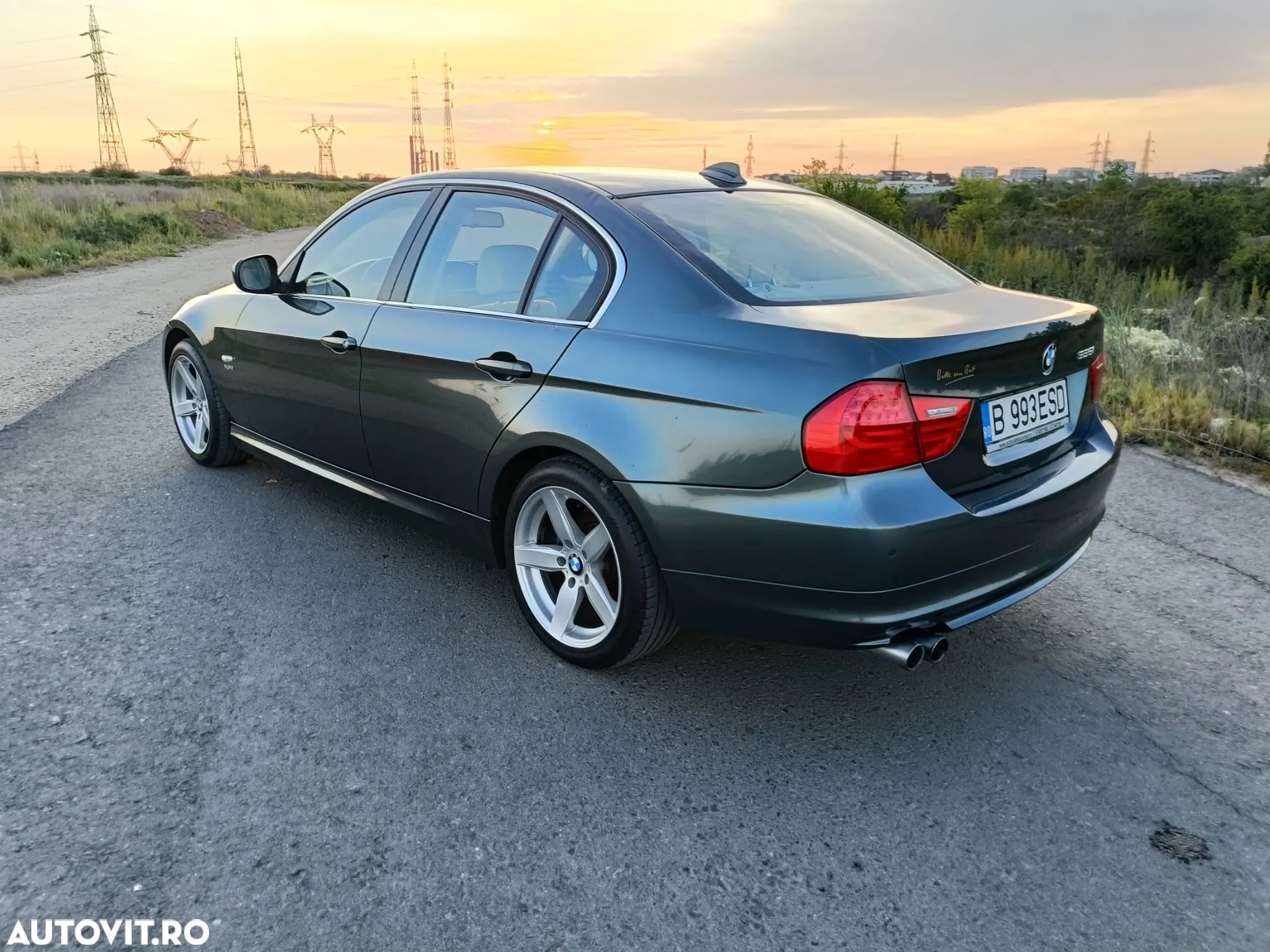 BMW Seria 3 325i - 12