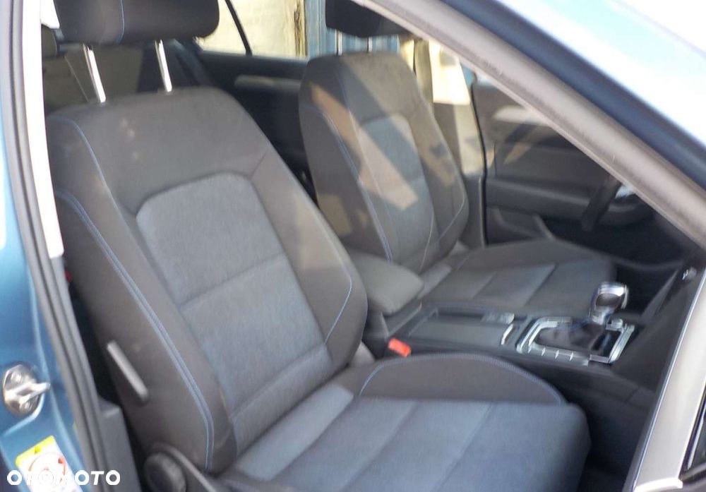 Volkswagen Passat - 18