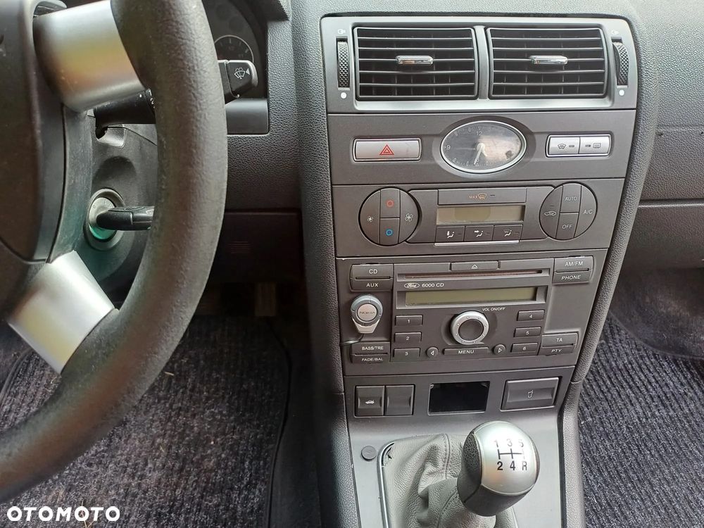 Ford Mondeo 2.0 TDCi Trend - 15