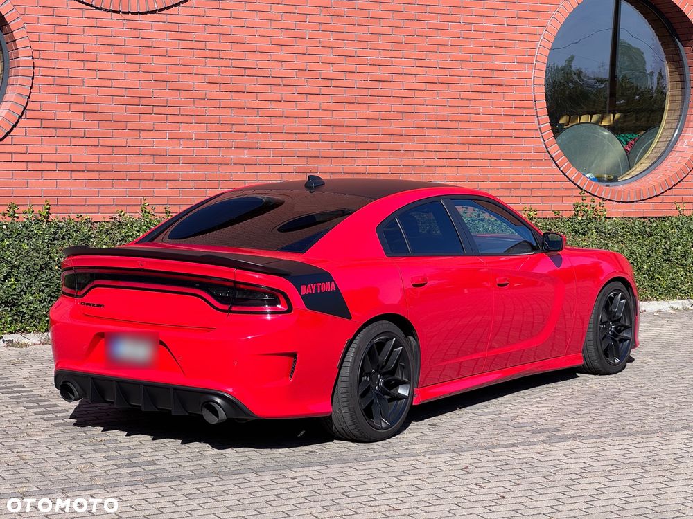Dodge Charger 5.7 R/T Daytona - 18