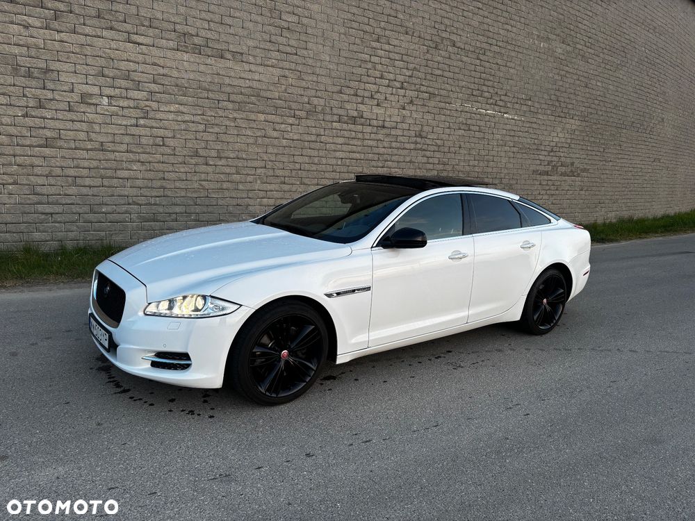 Jaguar XJ 3.0 D V6 Supersport - 11