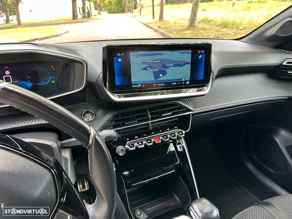 Peugeot 208 1.5 BlueHDi GT - 28
