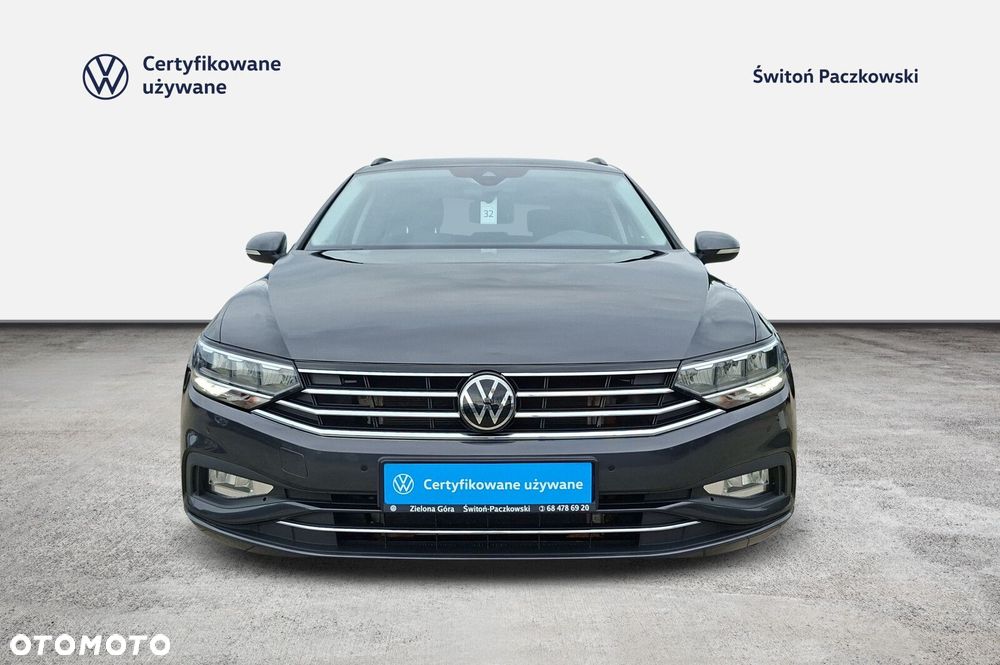 Volkswagen Passat - 8