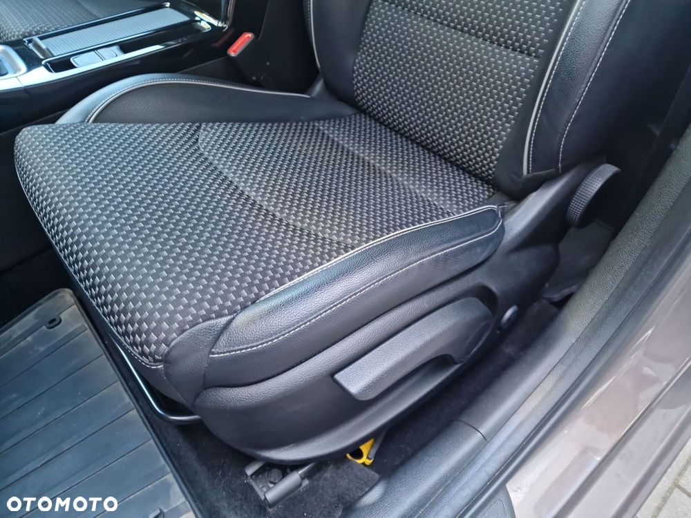 Kia Ceed 1.4 T-GDI L Business Line Plus DCT - 12