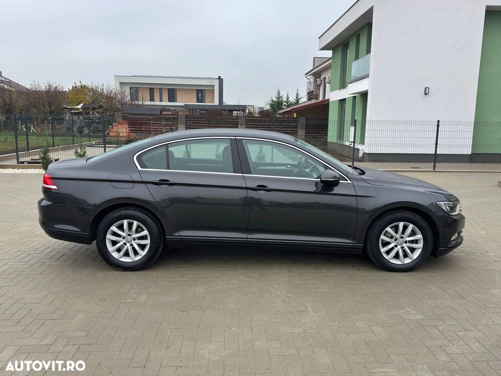 Volkswagen Passat - 21