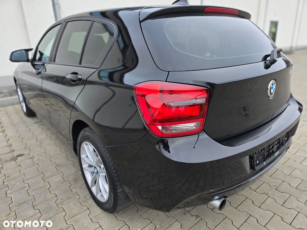 BMW Seria 1 116i Sport Line - 24