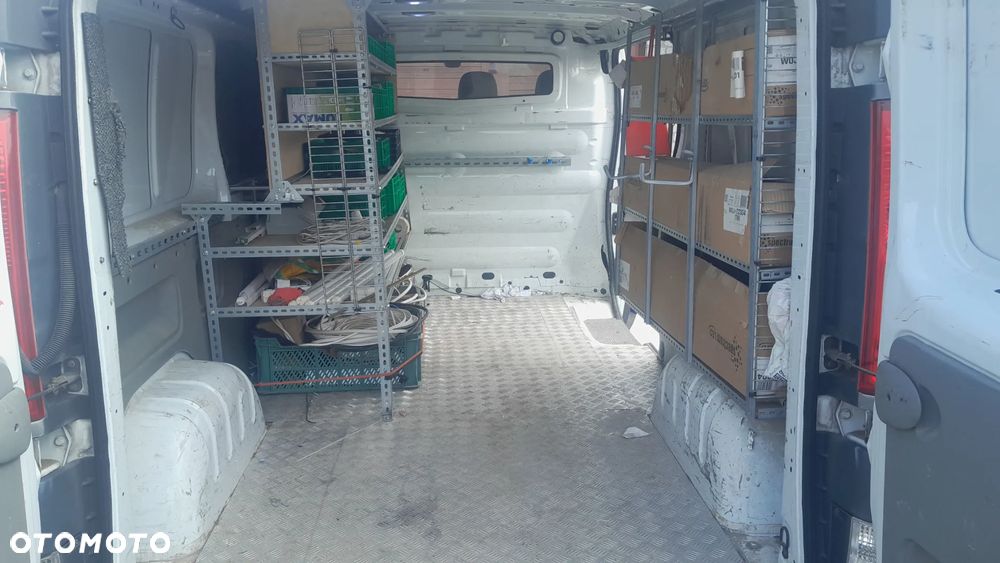 Renault Trafic - 8