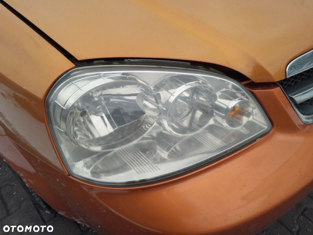 Lampa przednia prawa Chevrolet Daewoo Nubira 02-12r. - 4