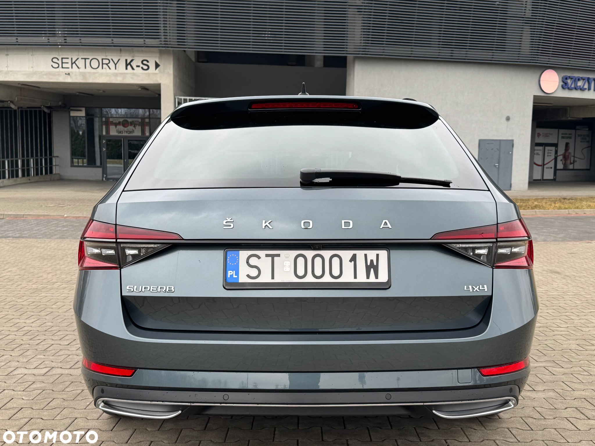 Skoda Superb 2.0 TDI 4x4 Sportline DSG - 5
