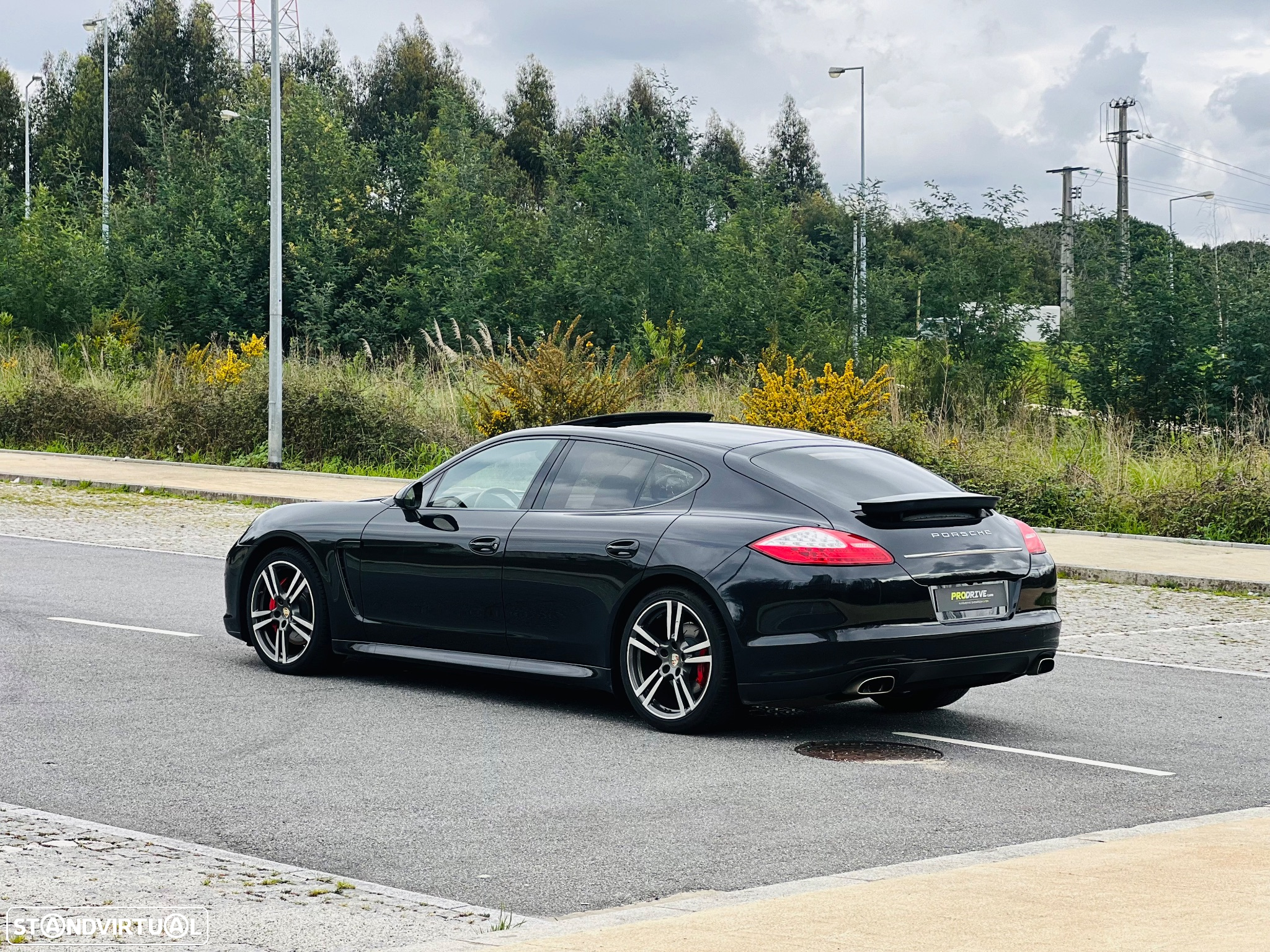Porsche Panamera Diesel Platinum Edition - 2