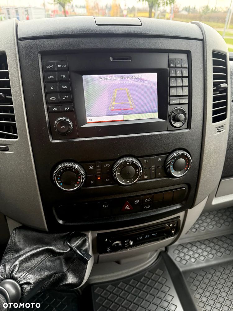 Mercedes-Benz Sprinter 906.233 - 19