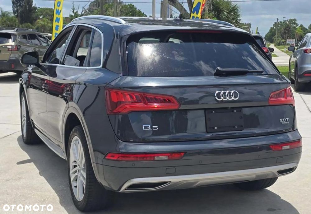 Audi Q5 2.0 TFSI Quattro Design S tronic - 2