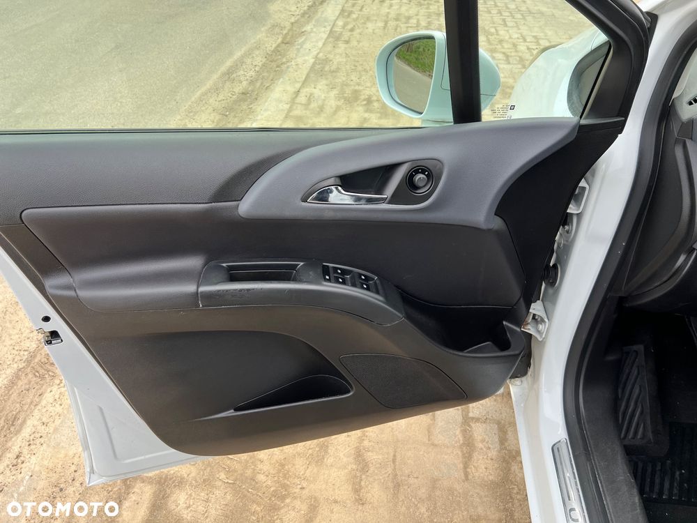 Opel Meriva 1.7 CDTI Cosmo - 19