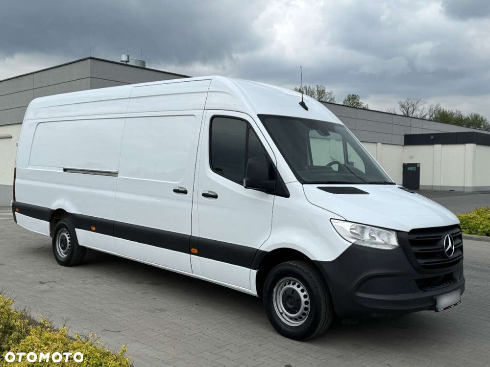 Mercedes-Benz Sprinter - 3