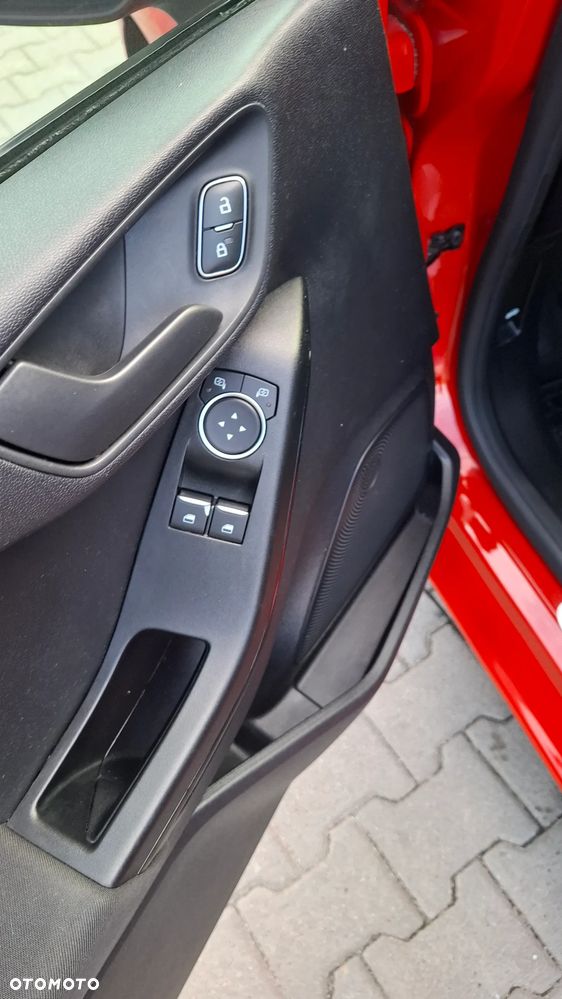 Ford Fiesta 1.1 S&S COOL&CONNECT - 16