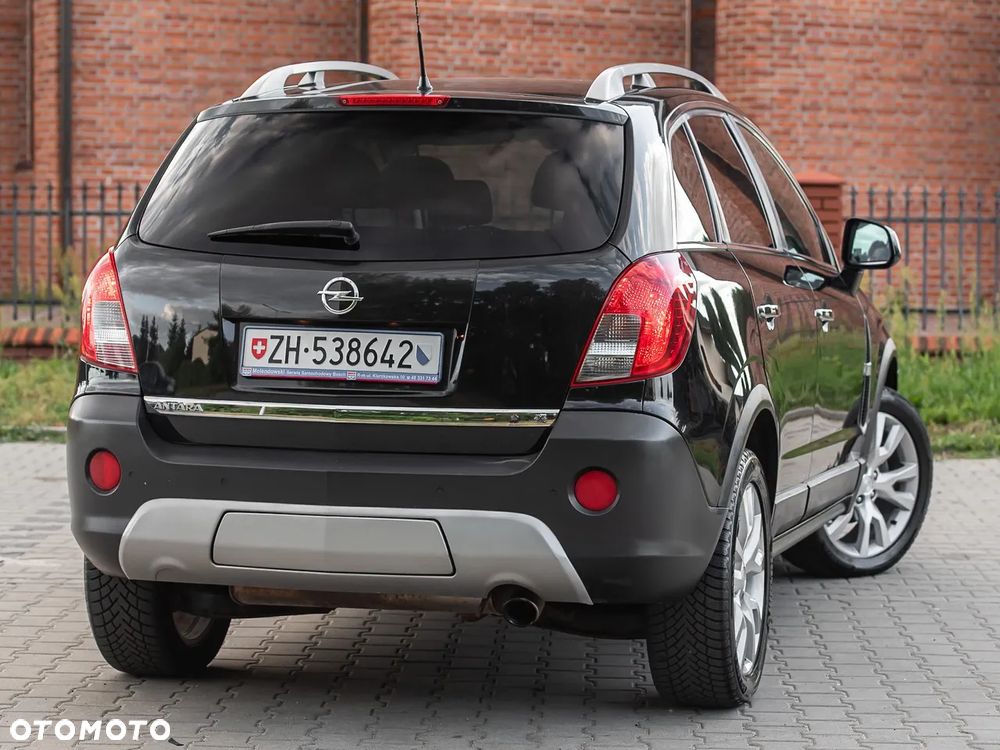 Opel Antara 2.4 4x4 Design Edition - 12