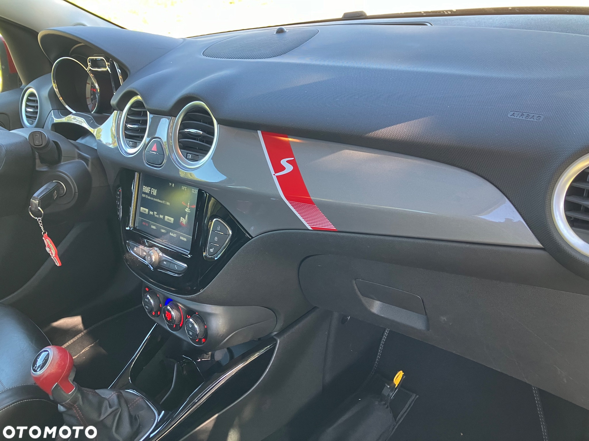 Opel Adam 1.4 Turbo S - 25