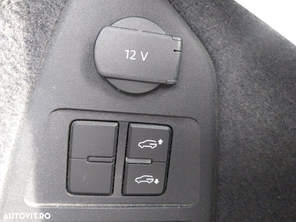 Volkswagen Touareg - 20