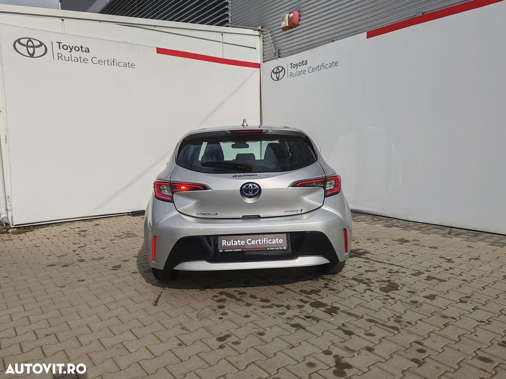 Toyota Corolla 1.8 HSD Business - 23