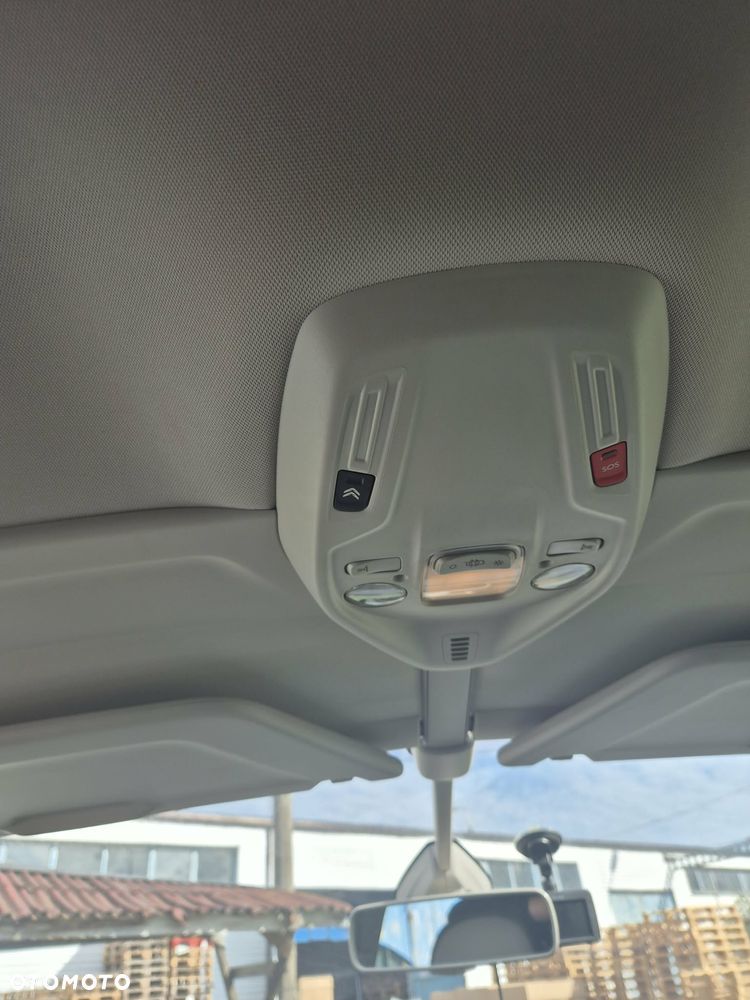 Citroën C4 Picasso 1.2 PureTech MoreLife S&S EAT6 - 12