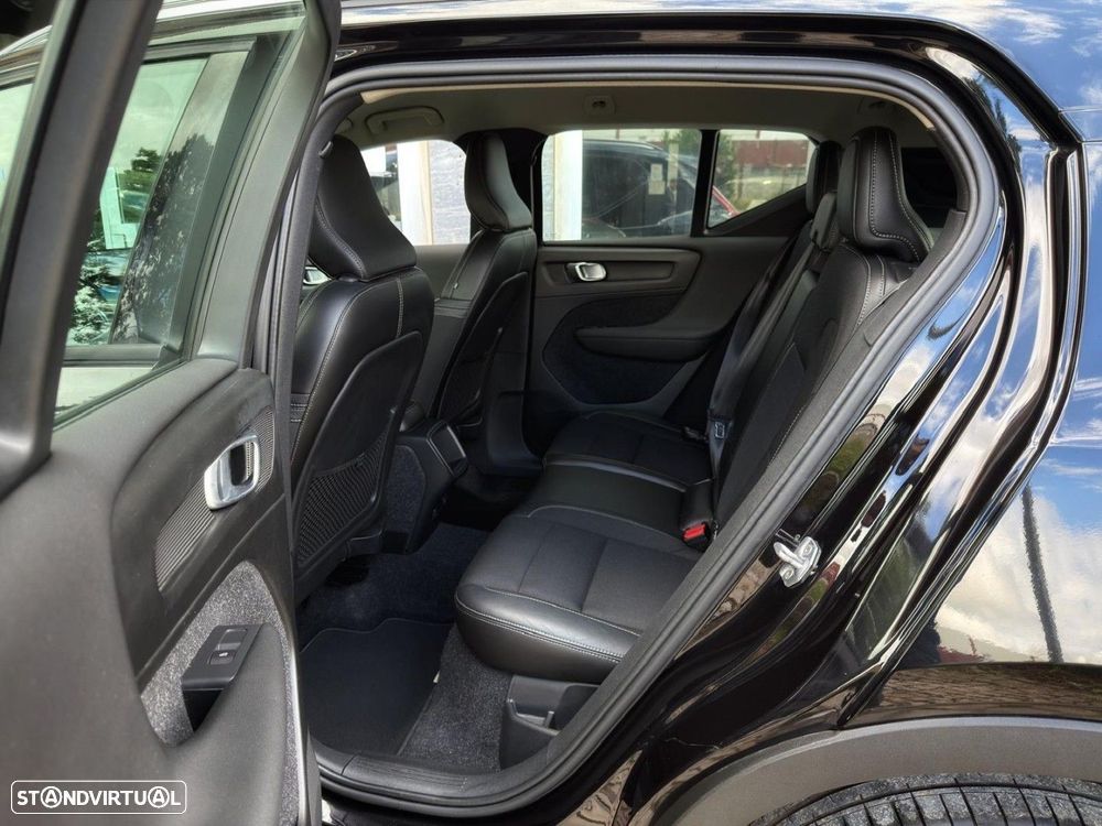 Volvo XC 40 2.0 D3 Momentum Plus - 15