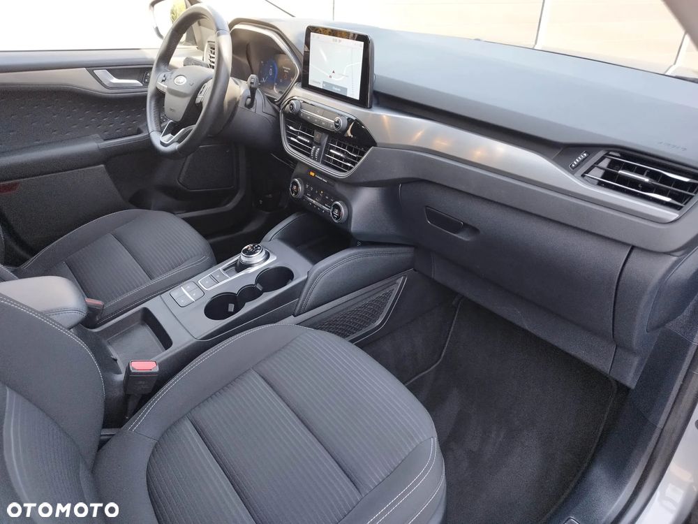 Ford Kuga 2.0 EcoBlue 4x4 TITANIUM - 34